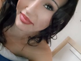 Girl Zalovnicka - fvEtk6mcIrD8.jpg