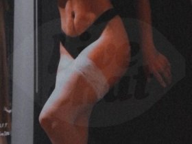 Girl Zalovnicka - iotXZwBujRLi.jpg
