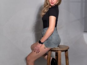 Girl LovelyDoly333 - 8cXAFJCRljso.jpg