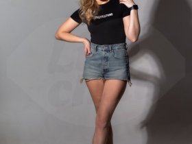Girl LovelyDoly333 - GtsSfBIZuN82.jpg