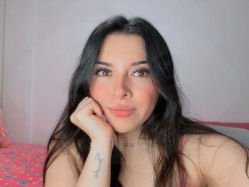 Girl EmmaRoa - BLHFjWH4L9Gh.jpg