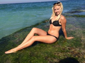 Girl Your_Hot_Dream - ZCWTPUdI6FhK.jpg