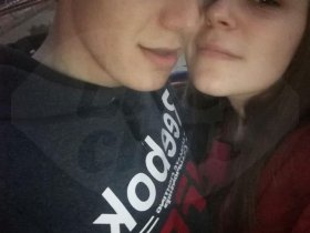 Girl VeryHotCouple - R88zUzGgpkIn.jpg