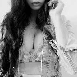 Modelka PrincessJasmin na Livechat.cz