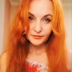 Modelka JasminLove na Livechat.cz