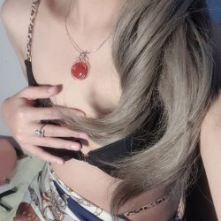 Modelka zuren na Livechat.cz