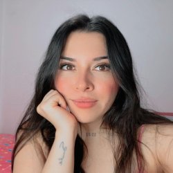 Modelka EmmaRoa na Livechat.cz