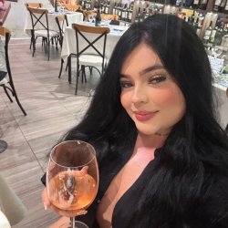 Modelka ArianaStone na Livechat.cz