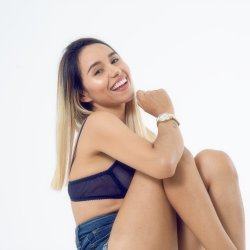 Modelka LovelyPia na Livechat.cz